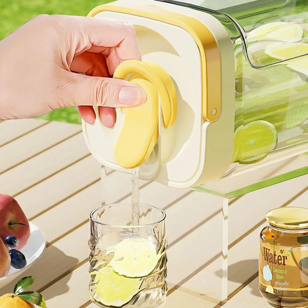FlowTap Portable Water Jug