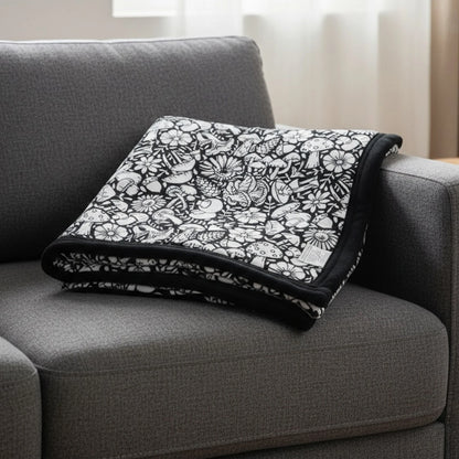 ColorCozy - DIY Color Your Own Fuzzy Blanket with 24 Markers