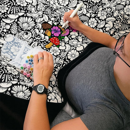 ColorCozy - DIY Color Your Own Fuzzy Blanket with 24 Markers